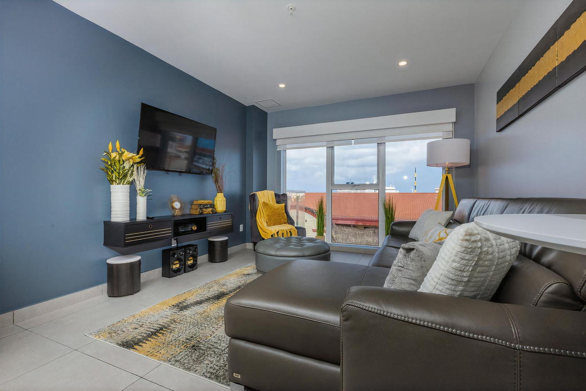 Warm Nicely Decorated Unit Unbeatable Location オラニエスタッド エクステリア 写真
