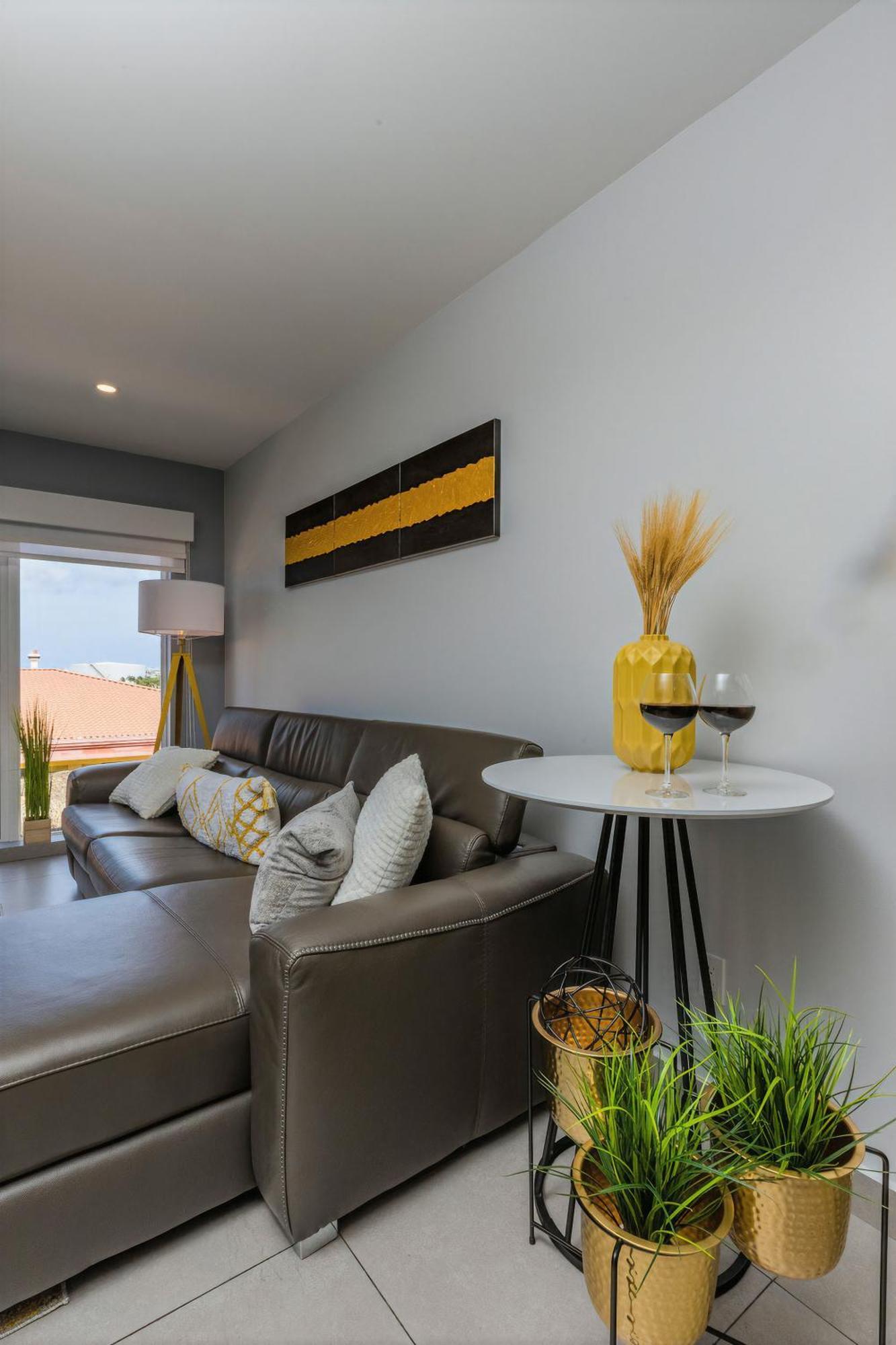 Warm Nicely Decorated Unit Unbeatable Location オラニエスタッド エクステリア 写真